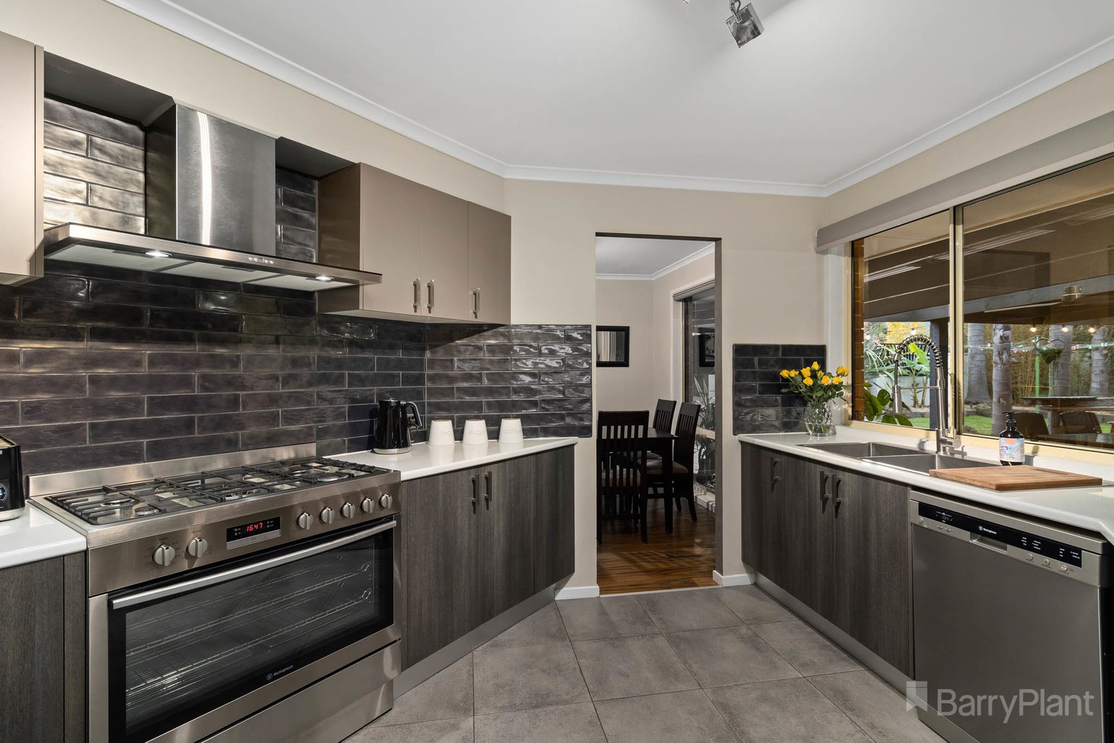 12 Ashwood GrovePakenham, VIC 3810, Pakenham - Thumbnail 3