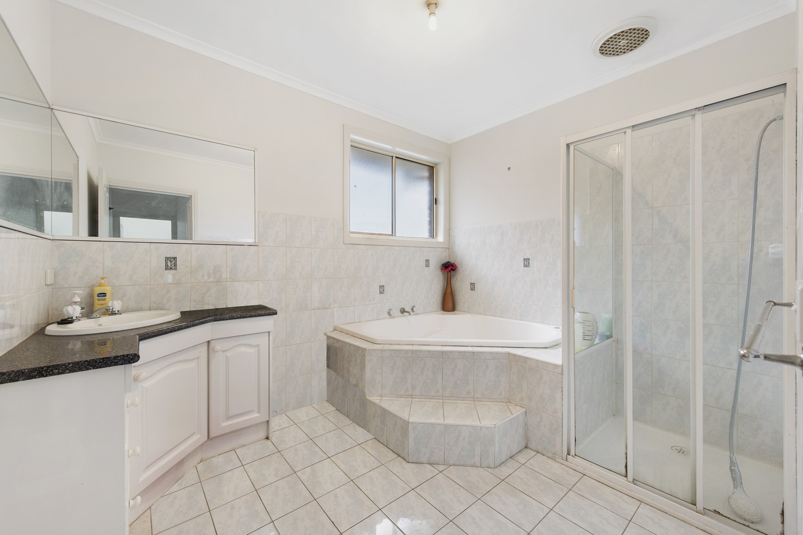 38 Salamander DriveTaylors Lakes, VIC 3038, Taylors Lakes - Thumbnail 6