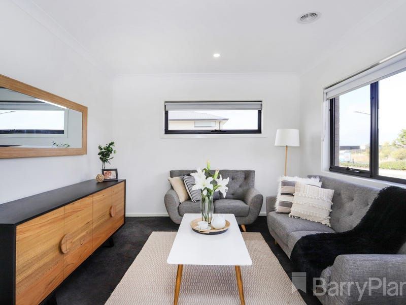 34 Barkers CrescentMickleham, VIC 3064, Mickleham - Thumbnail 4