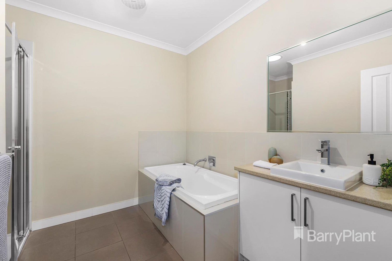 50 Saxony DriveEpping, VIC 3076, Epping - Thumbnail 7