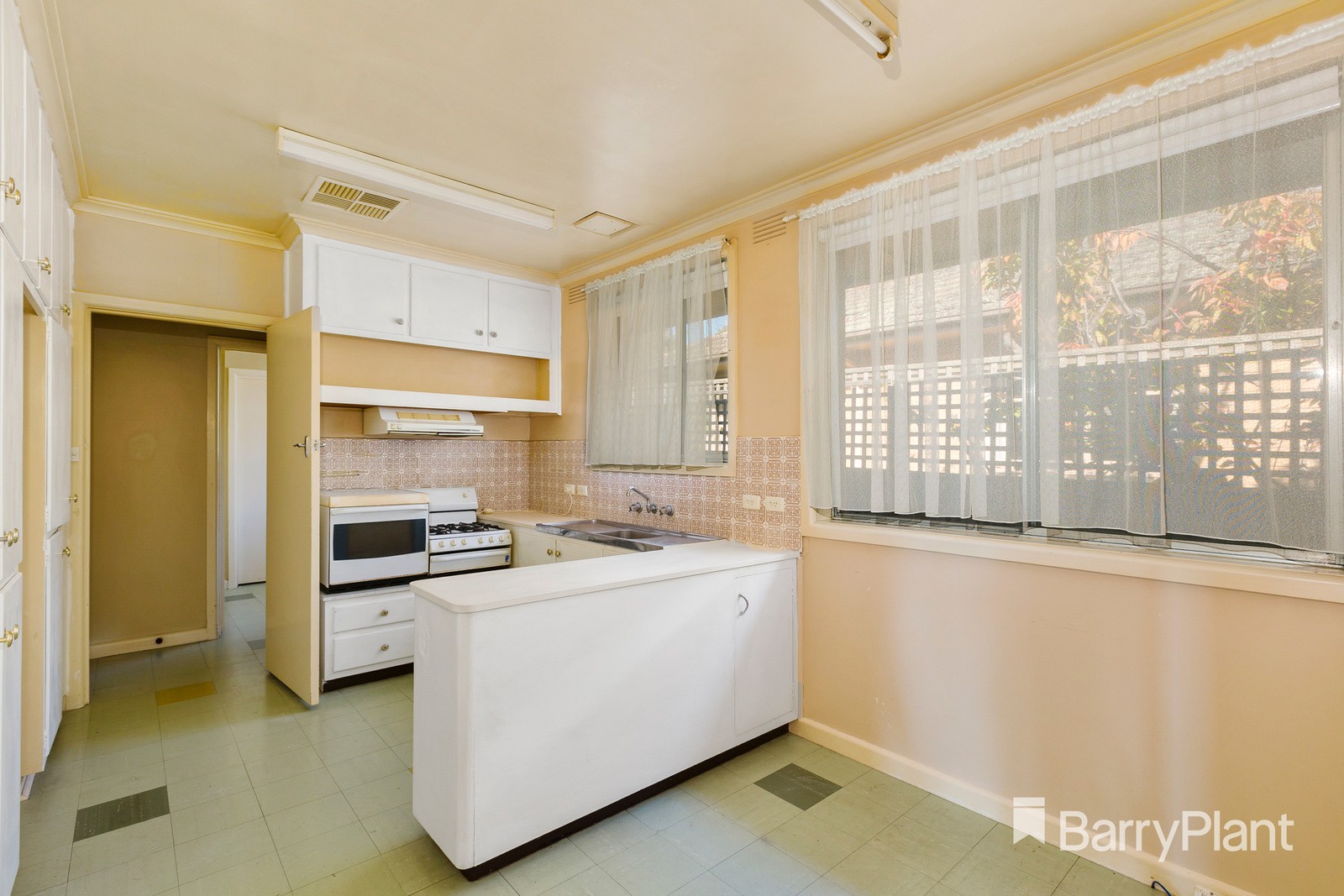 10 Haros AvenueNunawading, VIC 3131, Nunawading - Thumbnail 6
