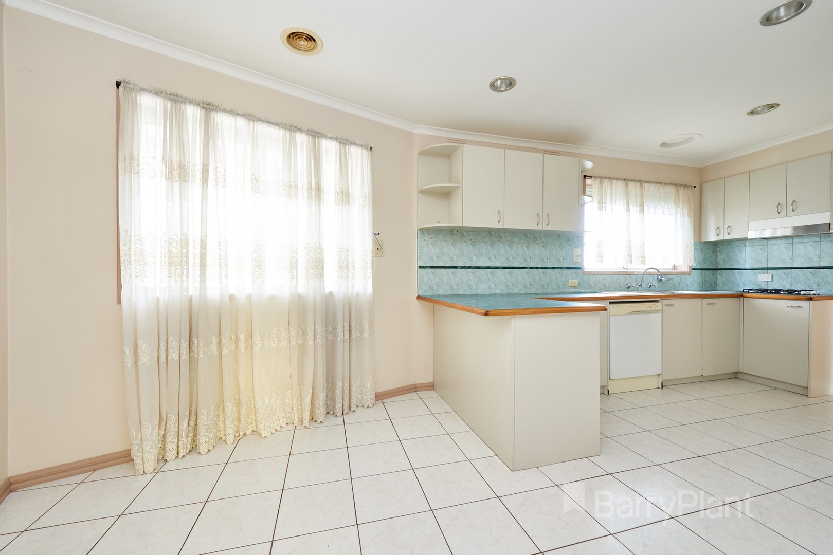 13 Jacana StreetNoble Park, VIC 3174, Noble Park - Thumbnail 3