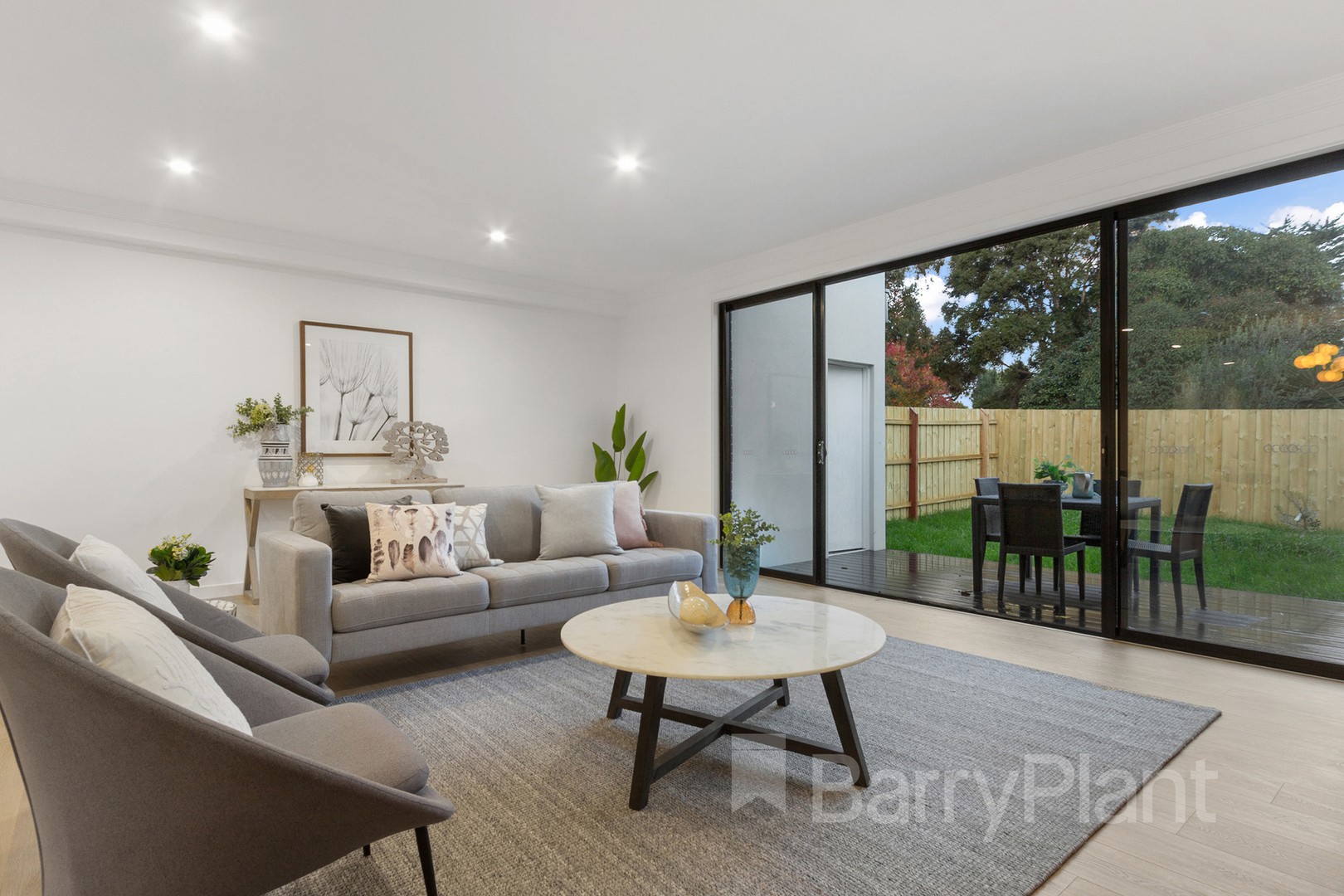 18A Allanfield CrescentWantirna South, VIC 3152, Wantirna South - Thumbnail 2