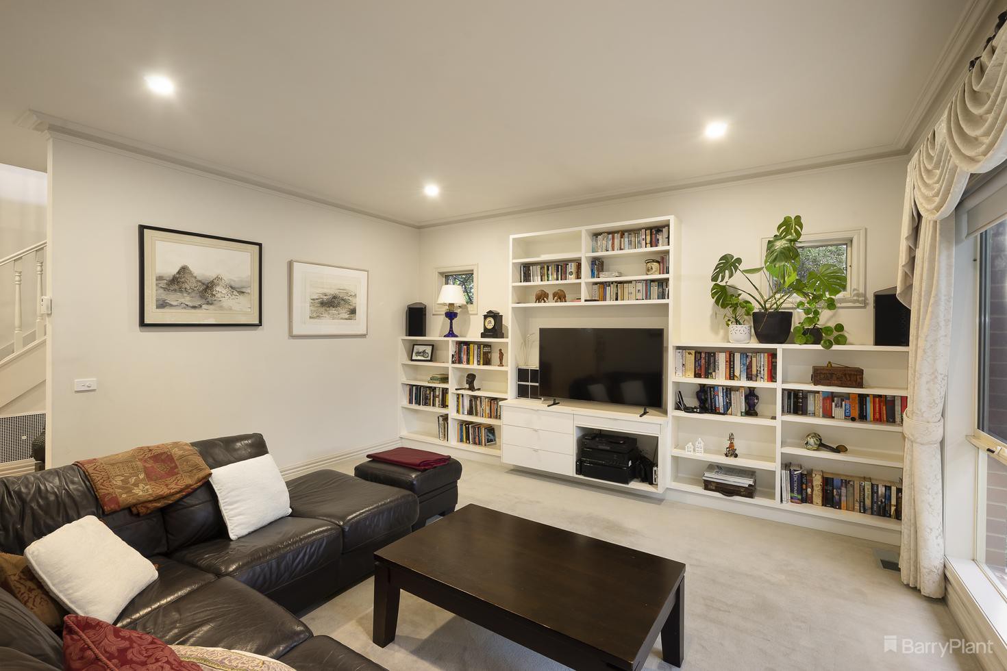 2/19 Orchard Crescent, Mont Albert North, VIC 3129, Mont Albert North - Thumbnail 2
