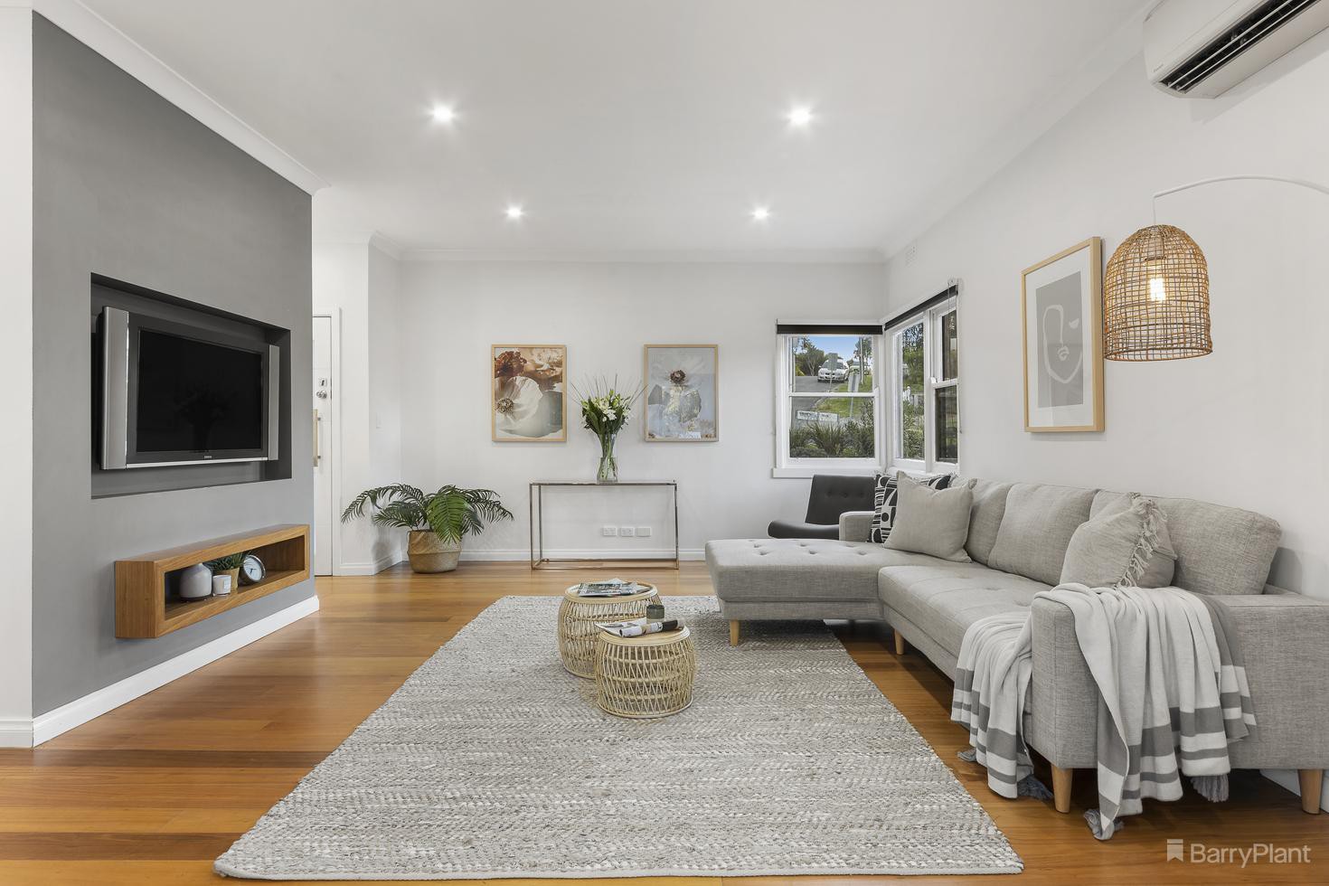 26 Paterson Crescent, Greensborough, VIC 3088, Greensborough - Thumbnail 2