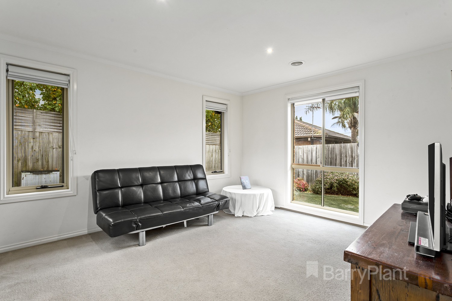 19A Doidge Street, Bundoora, VIC 3083 - Thumbnail 2 - 05/06/2021