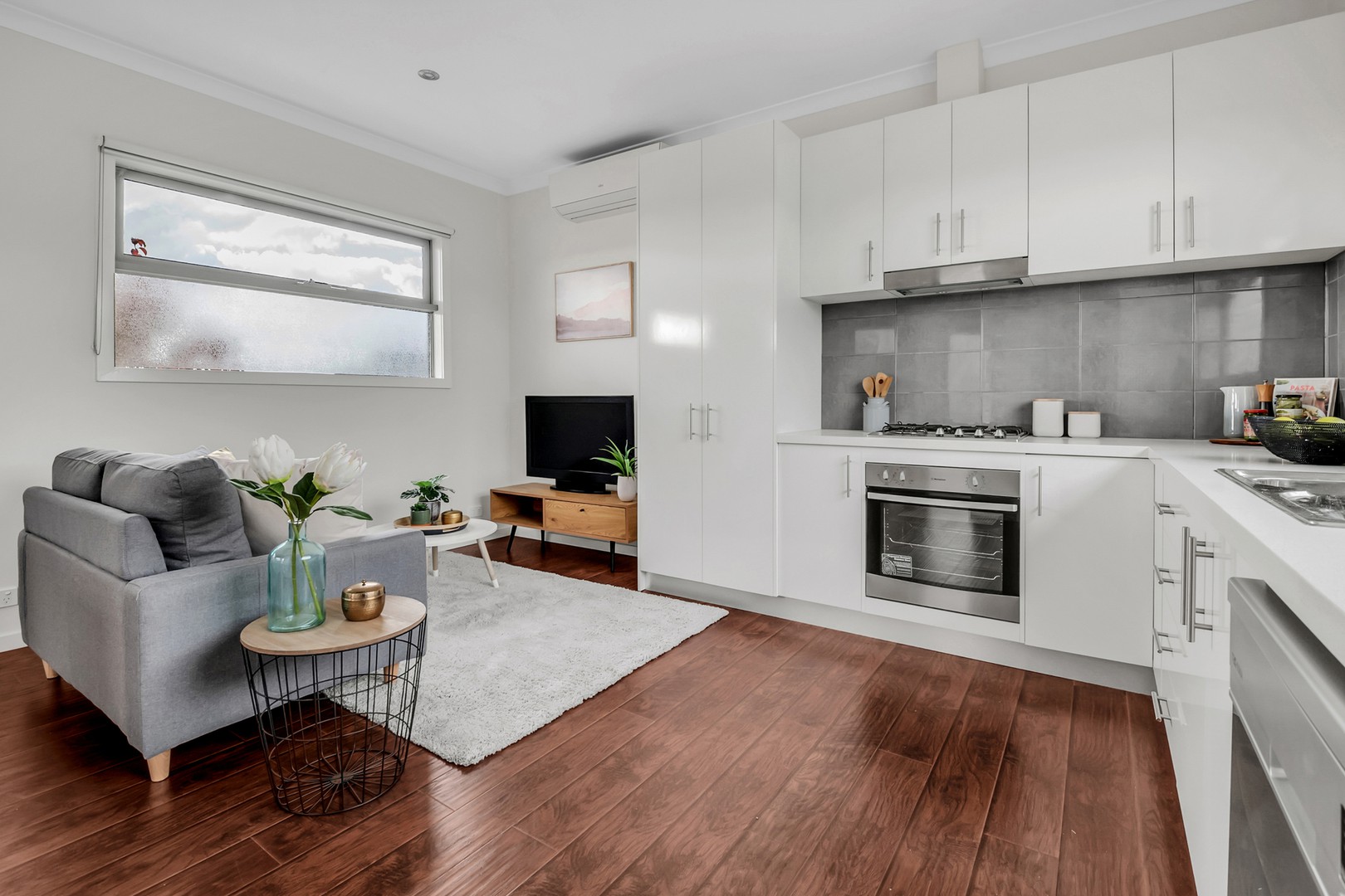 1/18 Coorie Crescent, Rosanna, Rosanna - Thumbnail 2