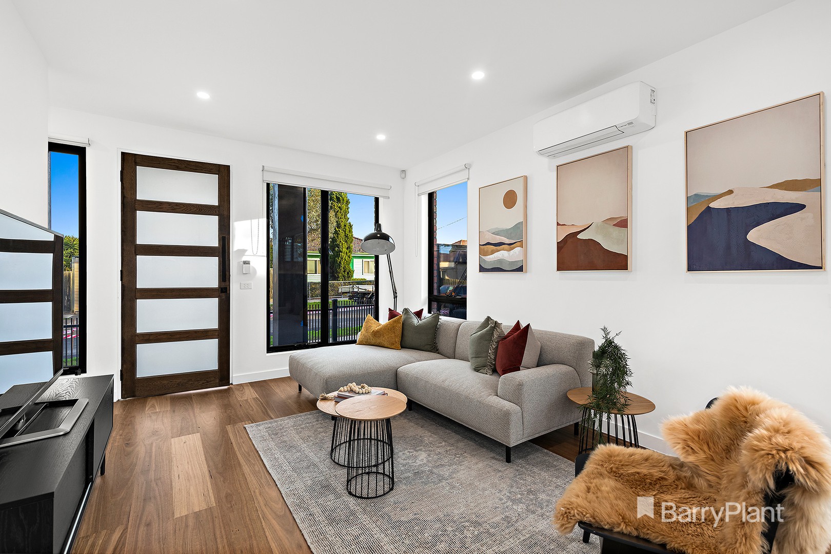 2B Caringa Street, Pascoe Vale, VIC 3044 - Thumbnail 2 - 09/06/2021