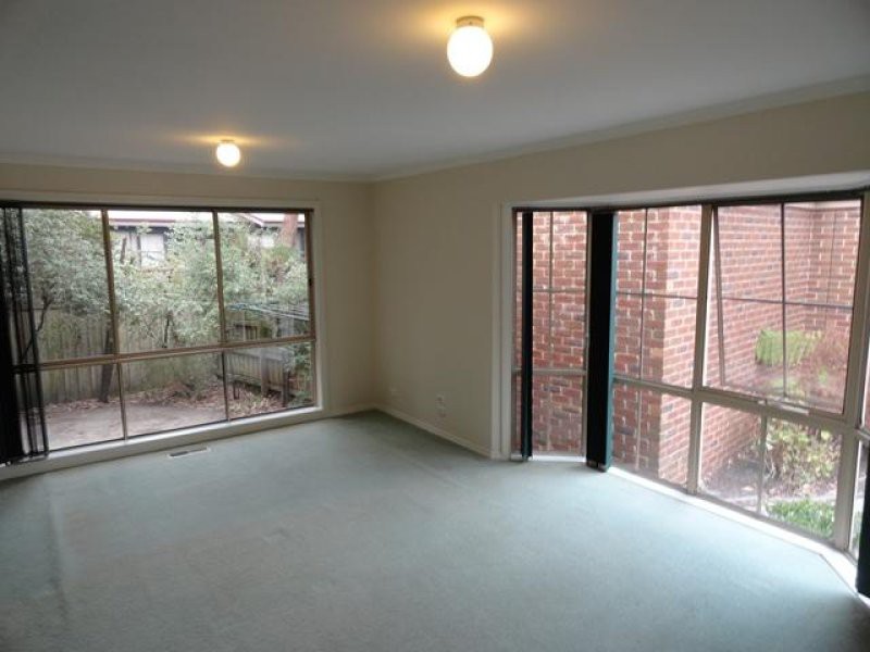2/51 Warrien Road, Croydon, VIC 3136 - Thumbnail 1 - 09/06/2021