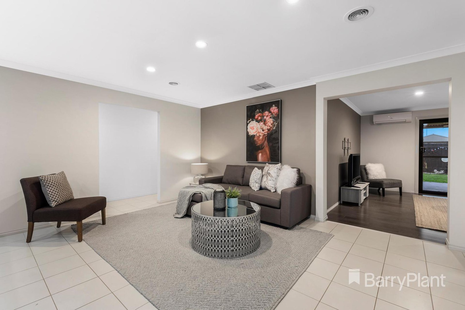9 Neddletail CrescentSouth Morang, VIC 3752, South Morang - Thumbnail 5