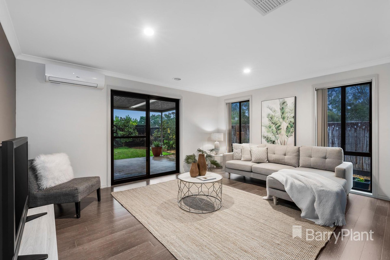 9 Neddletail CrescentSouth Morang, VIC 3752, South Morang - Thumbnail 7