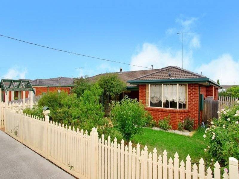 27 Coleraine CrescentCorio, VIC 3214, Corio - Thumbnail 2