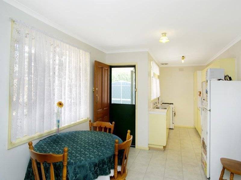 58 Carmarthen DriveCorio, VIC 3214, Corio - Thumbnail 2