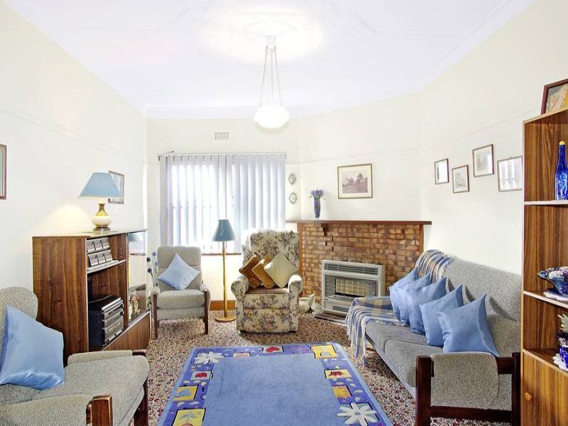24 Britannia StreetGeelong West, VIC 3218, Geelong West - Thumbnail 2
