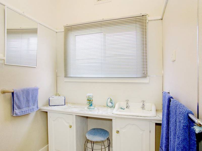 24 Britannia StreetGeelong West, VIC 3218, Geelong West - Thumbnail 8