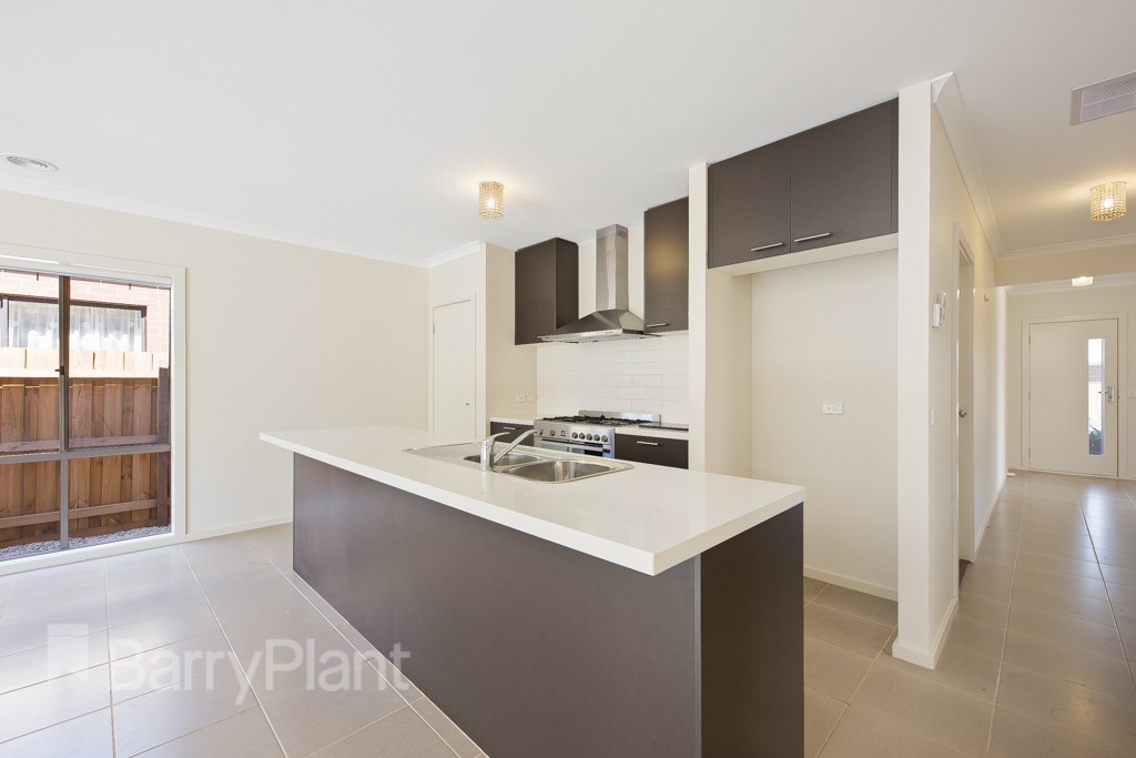 4 Arbourton Avenue, Aintree, VIC 3336 - Thumbnail 2 - 10/06/2021