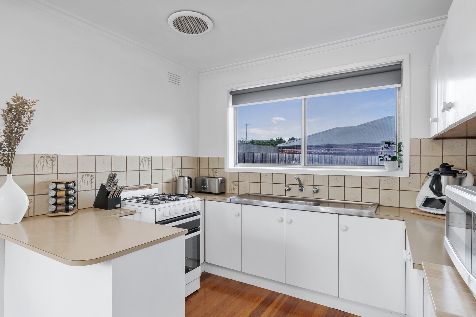 1/35 Buckingham RoadNewtown, VIC 3220, Newtown - Thumbnail 2