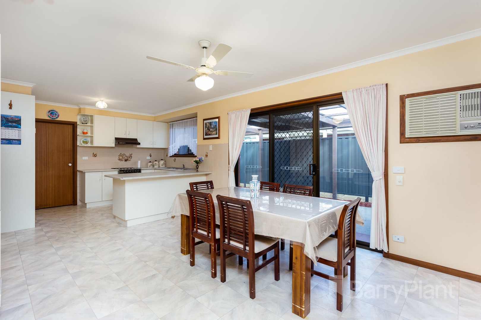 7 Waddell CourtAltona Meadows, VIC 3028, Altona Meadows - Thumbnail 5