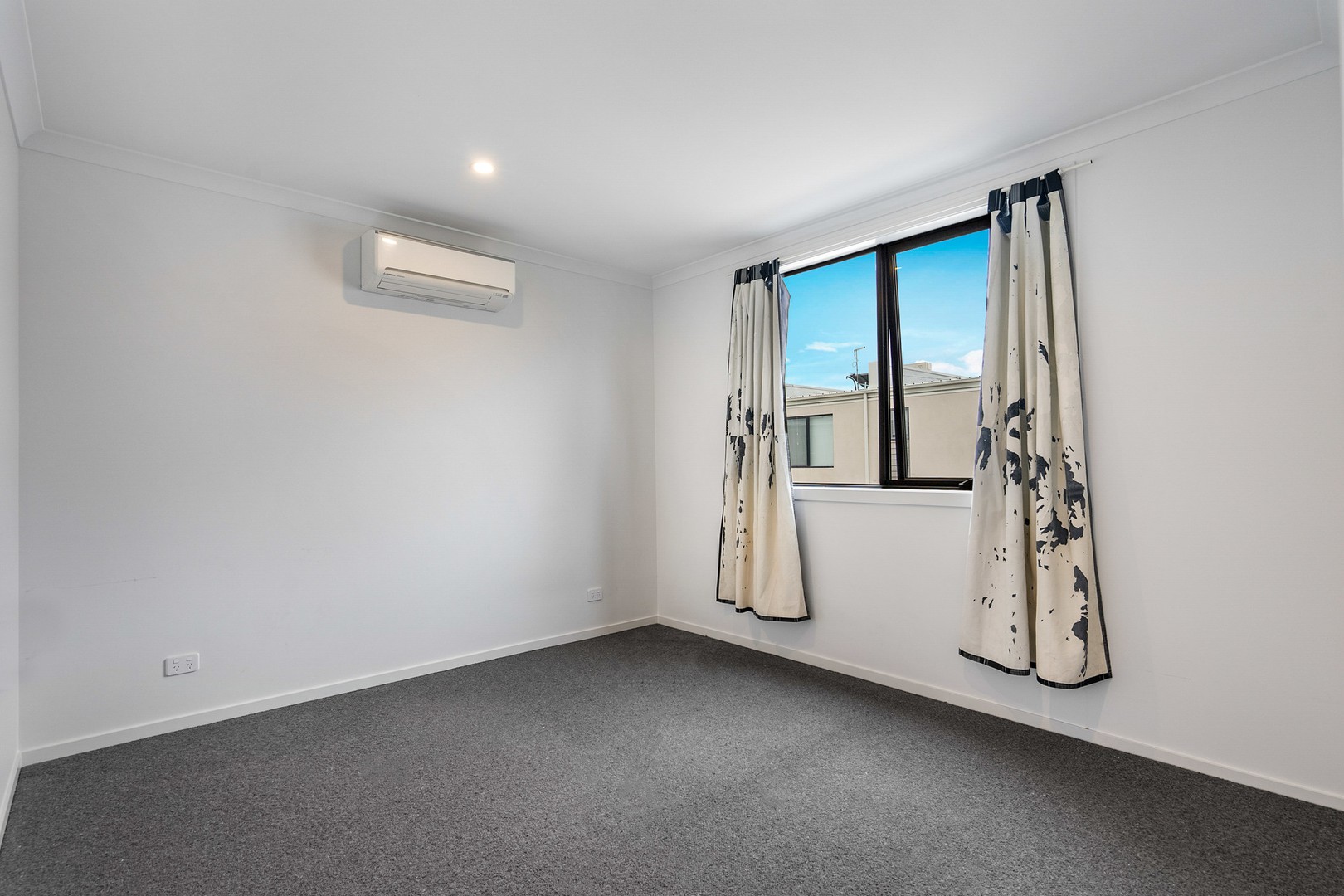58 Oakden CrescentSt Albans, VIC 3021, St Albans - Thumbnail 6