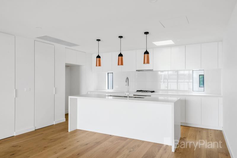 19 McCaffery Place, Mordialloc, VIC 3195 - Thumbnail 2 - 11/06/2021