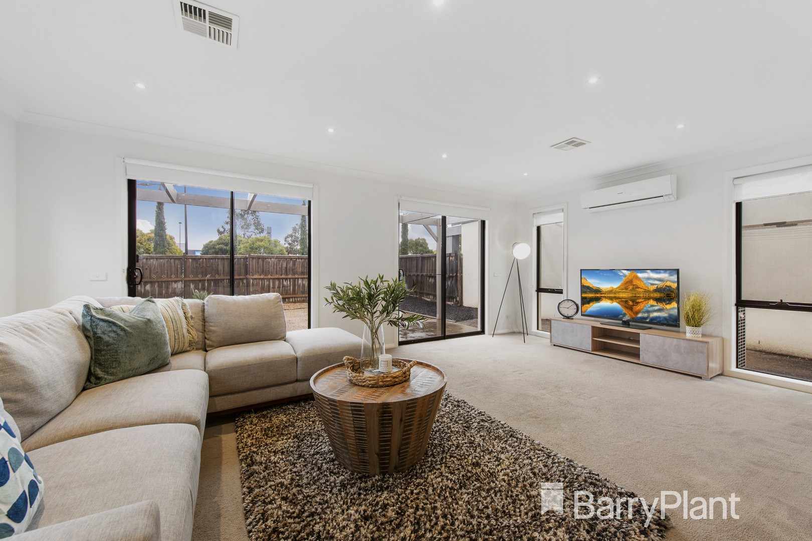12 Giverny CloseBurnside Heights, VIC 3023, Burnside Heights - Thumbnail 4
