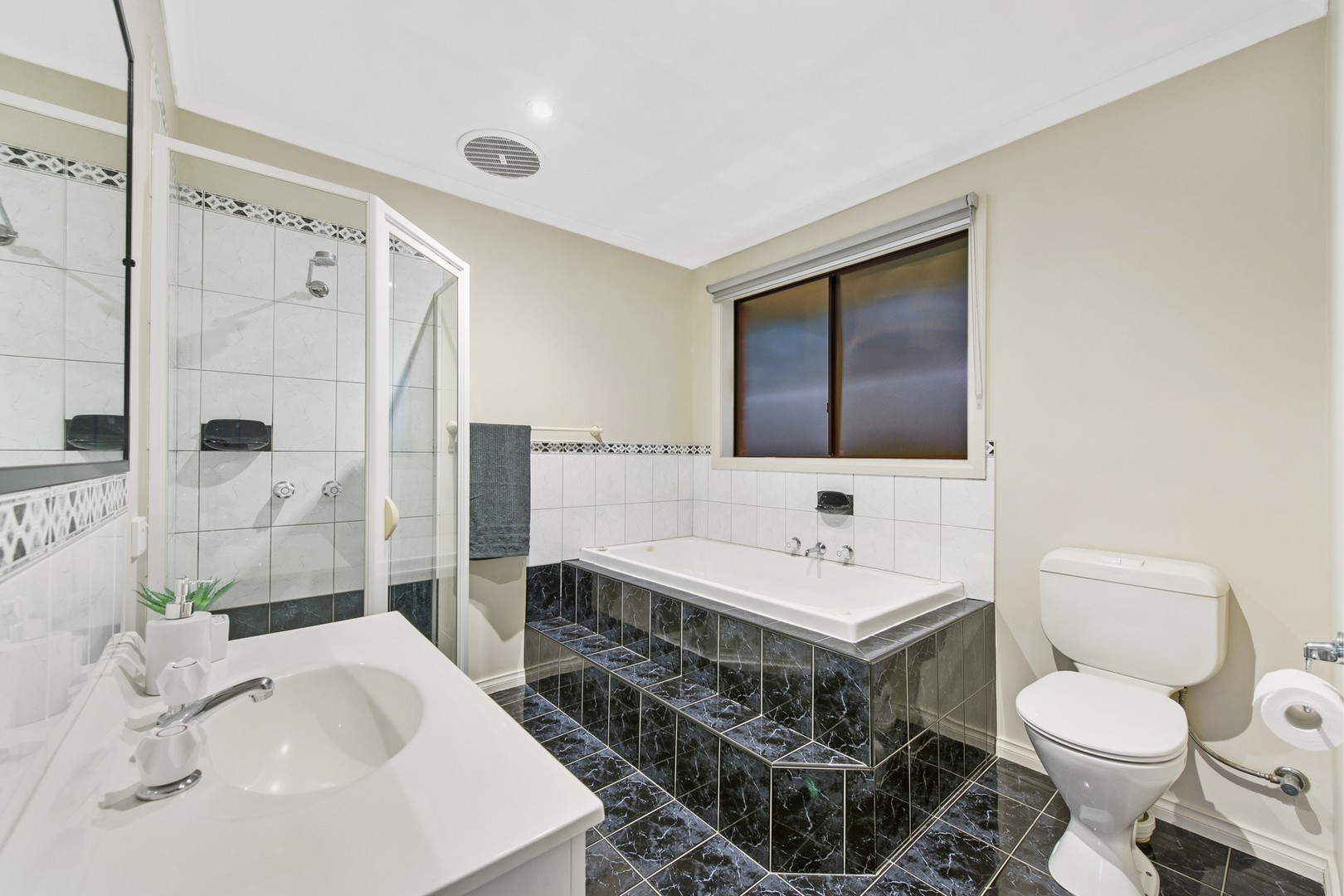 68 Wattle Valley DriveHillside, VIC 3037, Hillside - Thumbnail 8