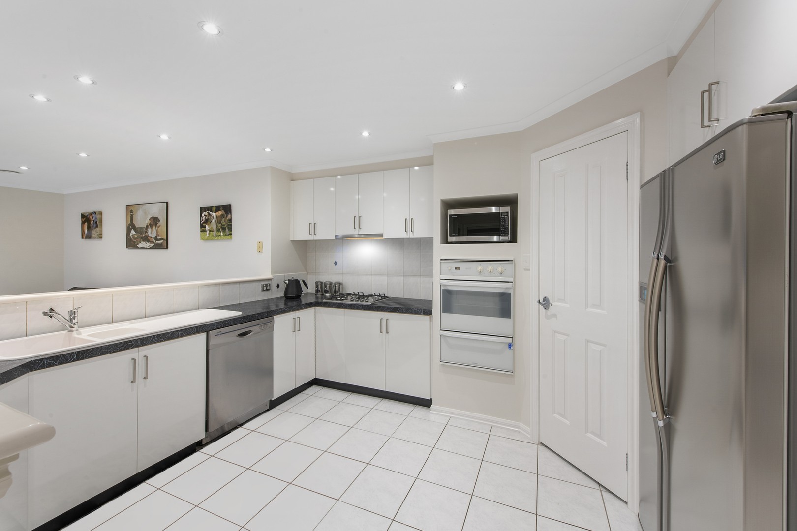 2 Penzance PlaceSydenham, VIC 3037, Sydenham - Thumbnail 6