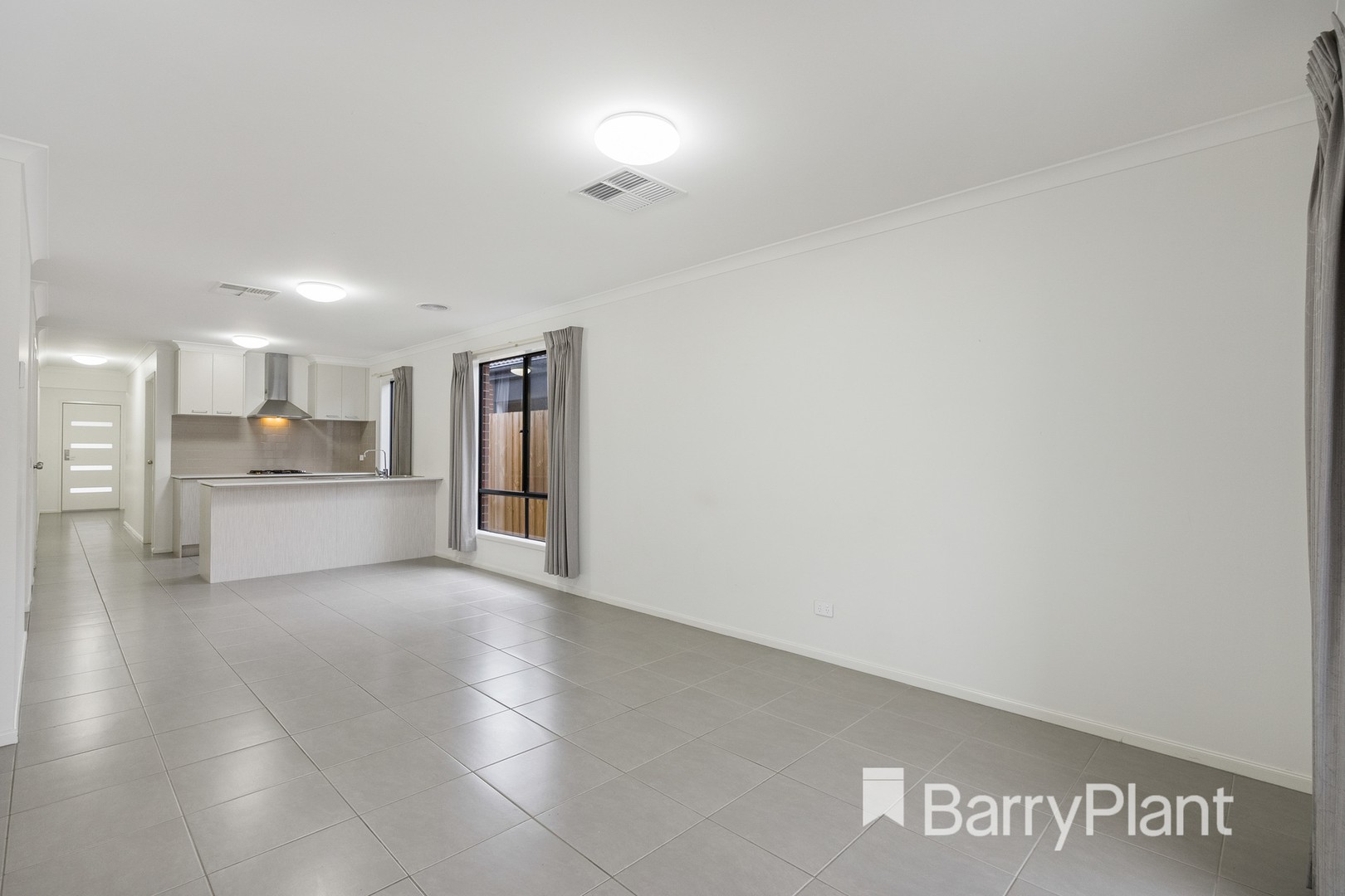 13 Salinga DriveWerribee, VIC 3030, Werribee - Thumbnail 4