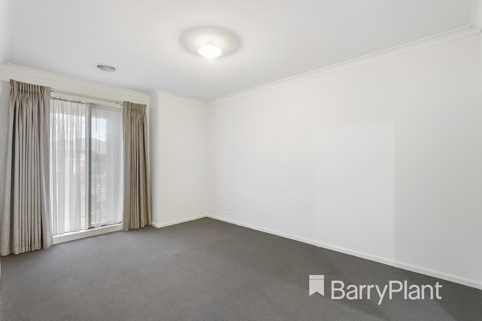 13 Salinga DriveWerribee, VIC 3030, Werribee - Thumbnail 8
