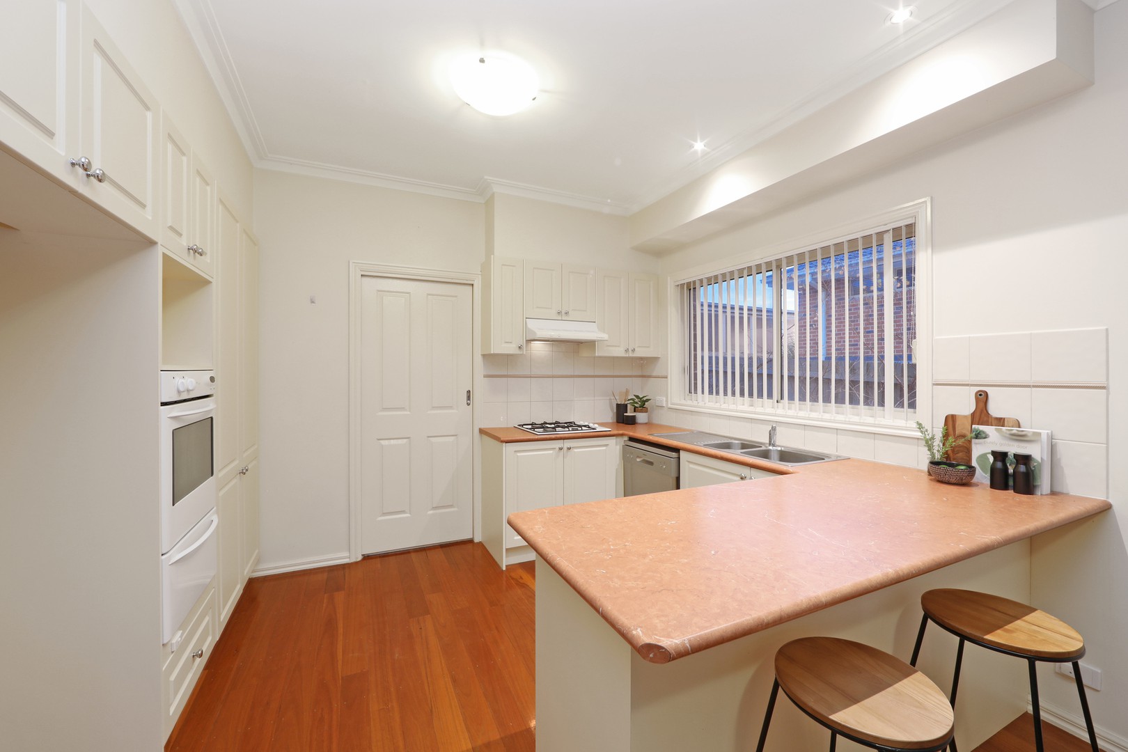 10 Anniversary PlaceRowville, VIC 3178, Rowville - Thumbnail 2