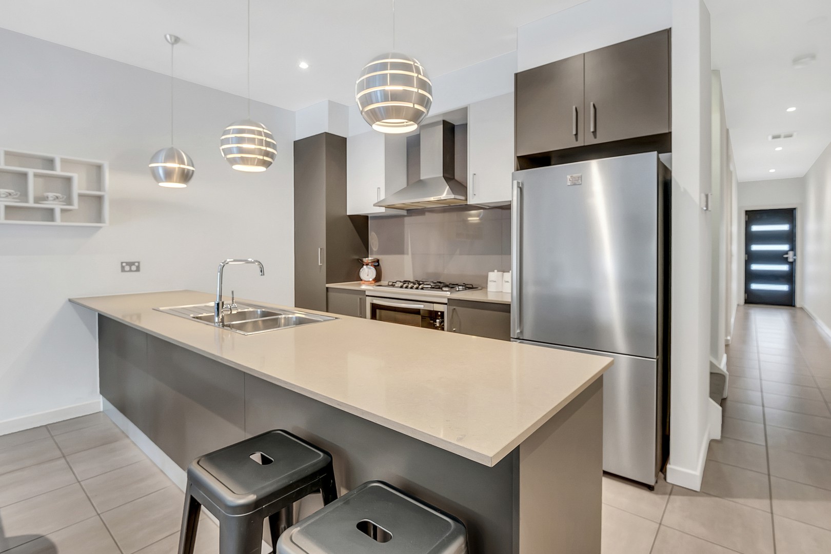 80D Royal TerraceCraigieburn, VIC 3064, Craigieburn - Thumbnail 2