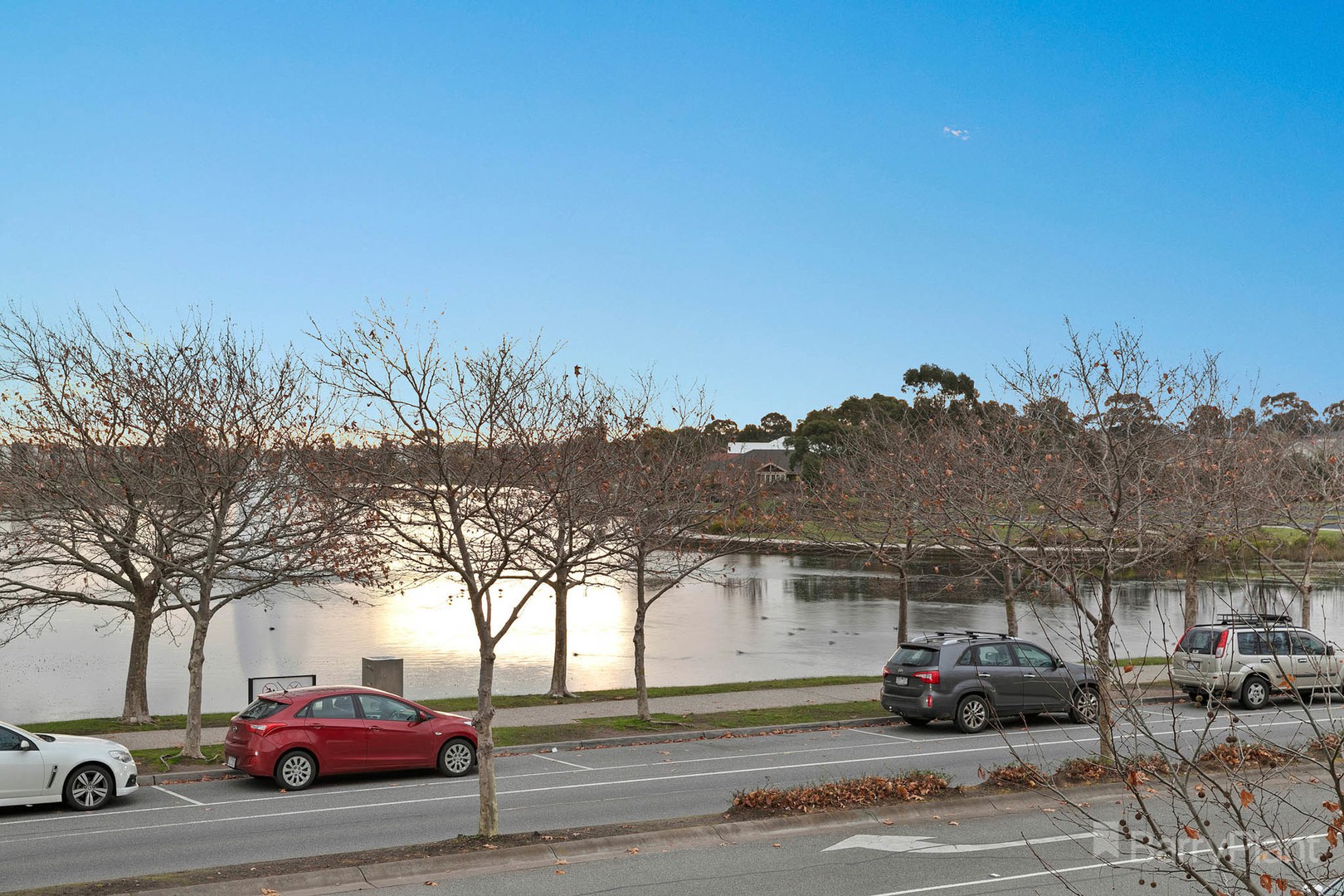 73 Lakeside Boulevard, Pakenham, VIC 3810 - Thumbnail 2 - 15/06/2021