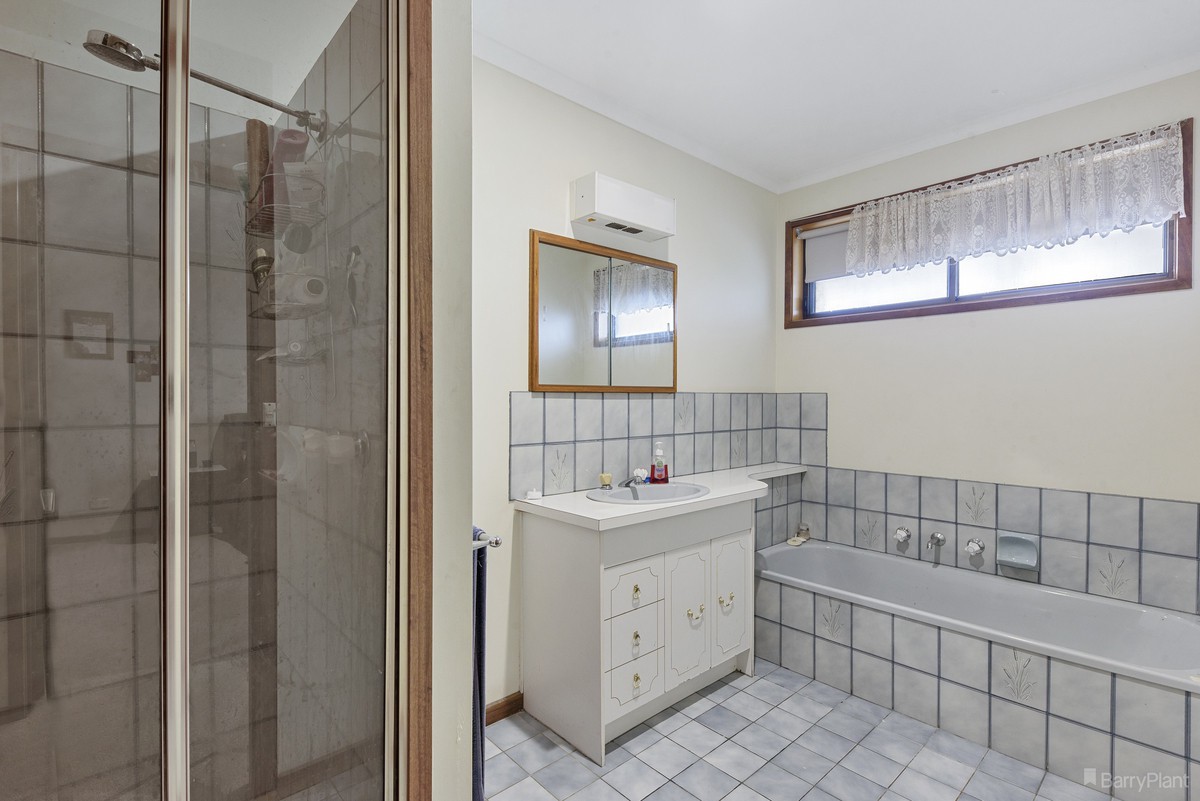 1/83 Reservoir RoadStrathdale, VIC 3550, Strathdale - Thumbnail 6