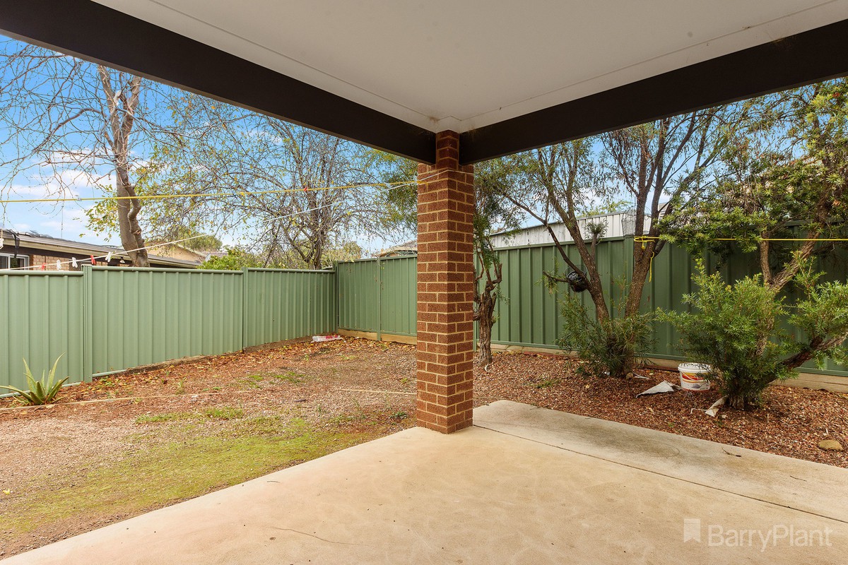 2/83 Reservoir RoadStrathdale, VIC 3550, Strathdale - Thumbnail 8