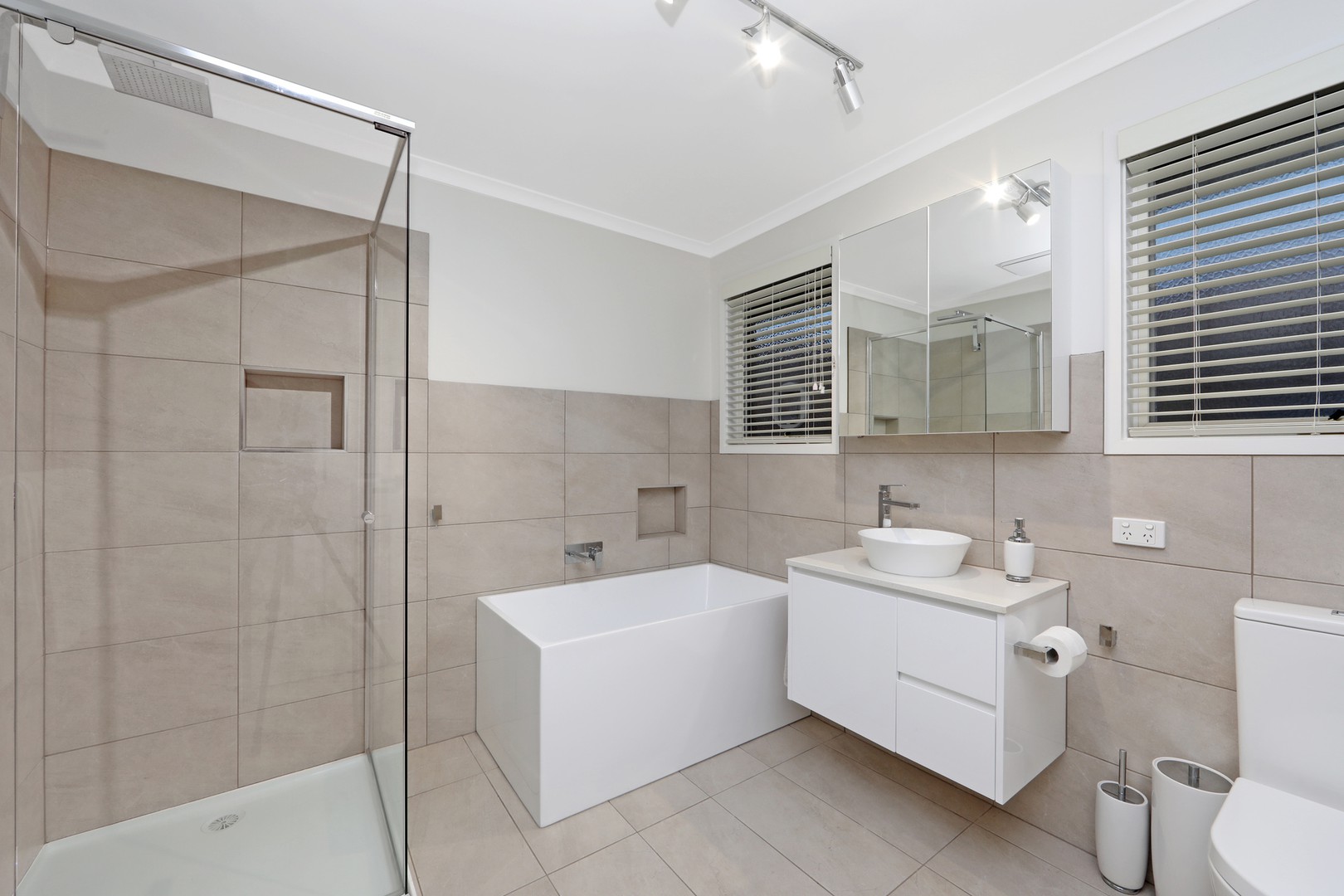 6 Wyangala CourtLysterfield, VIC 3156, Lysterfield - Thumbnail 2