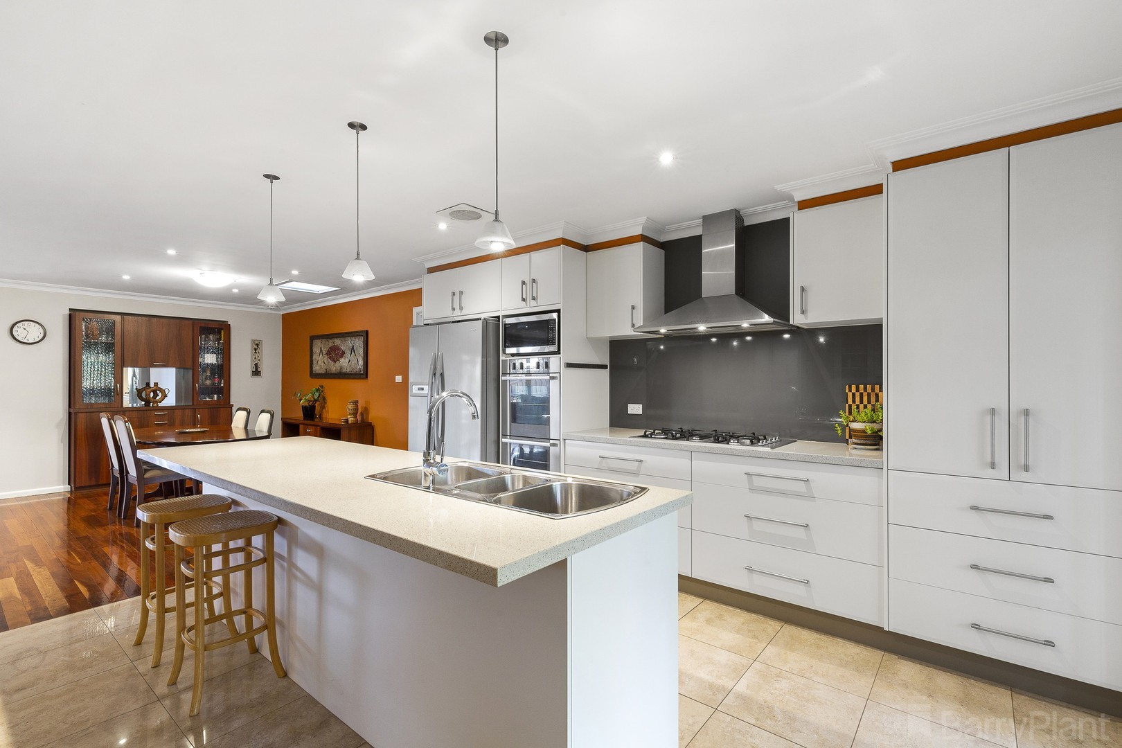 12 Braewood AvenueRingwood East, VIC 3135, Ringwood East - Thumbnail 2