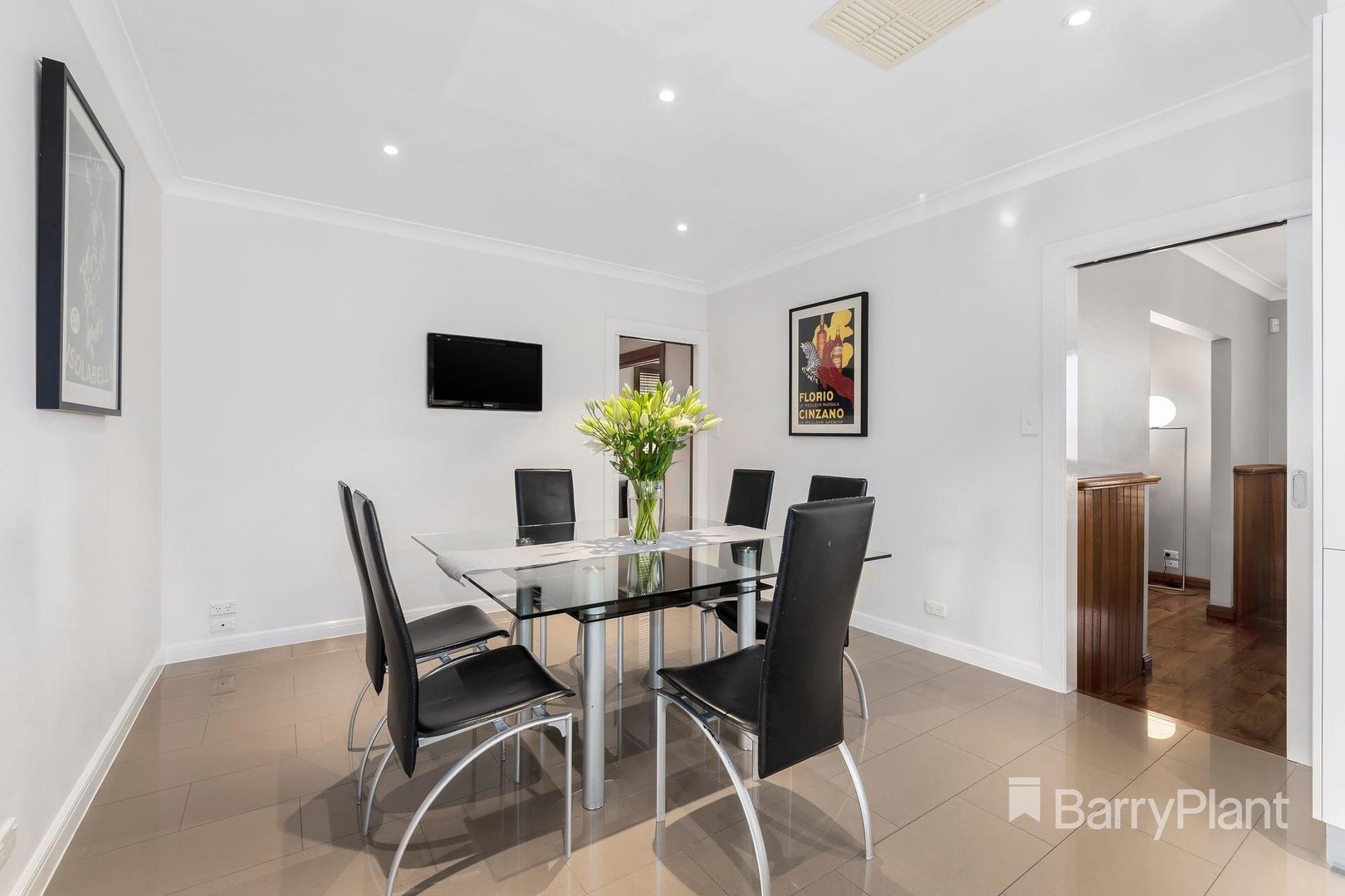 8 Sycamore StreetMill Park, VIC 3082, Mill Park - Thumbnail 5
