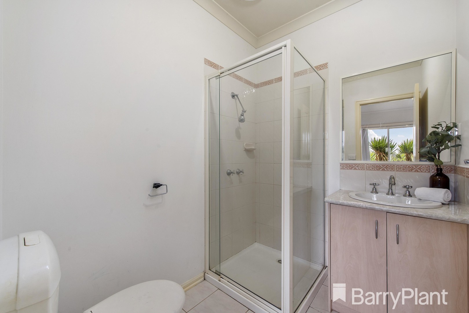 5 Oak Bank Court Melton WestMelton, VIC 3337, Melton - Thumbnail 4
