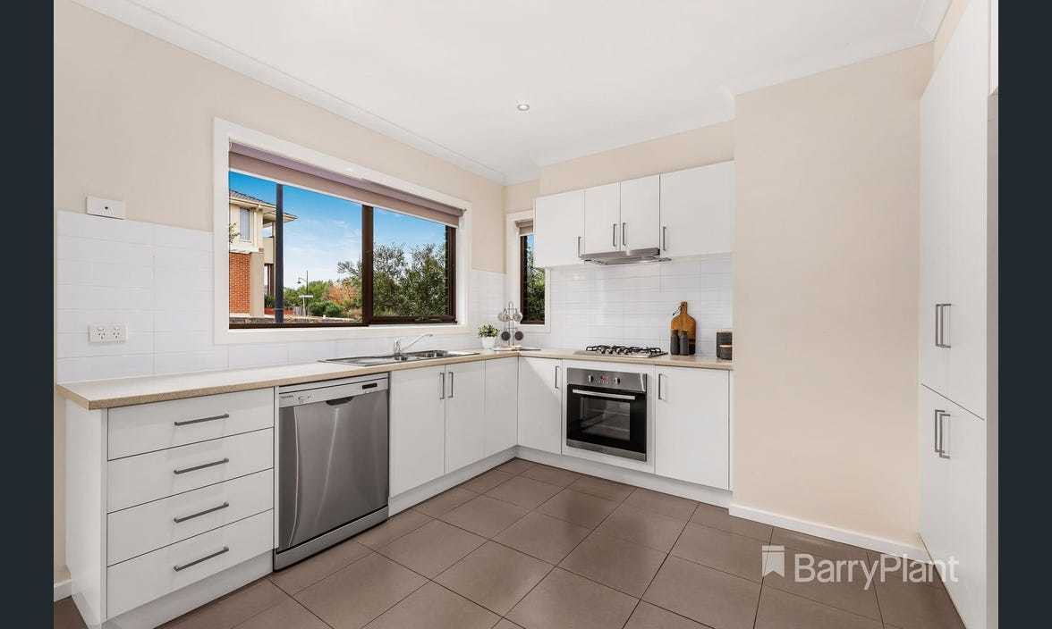 50 Saxony DriveEpping, VIC 3076, Epping - Thumbnail 2