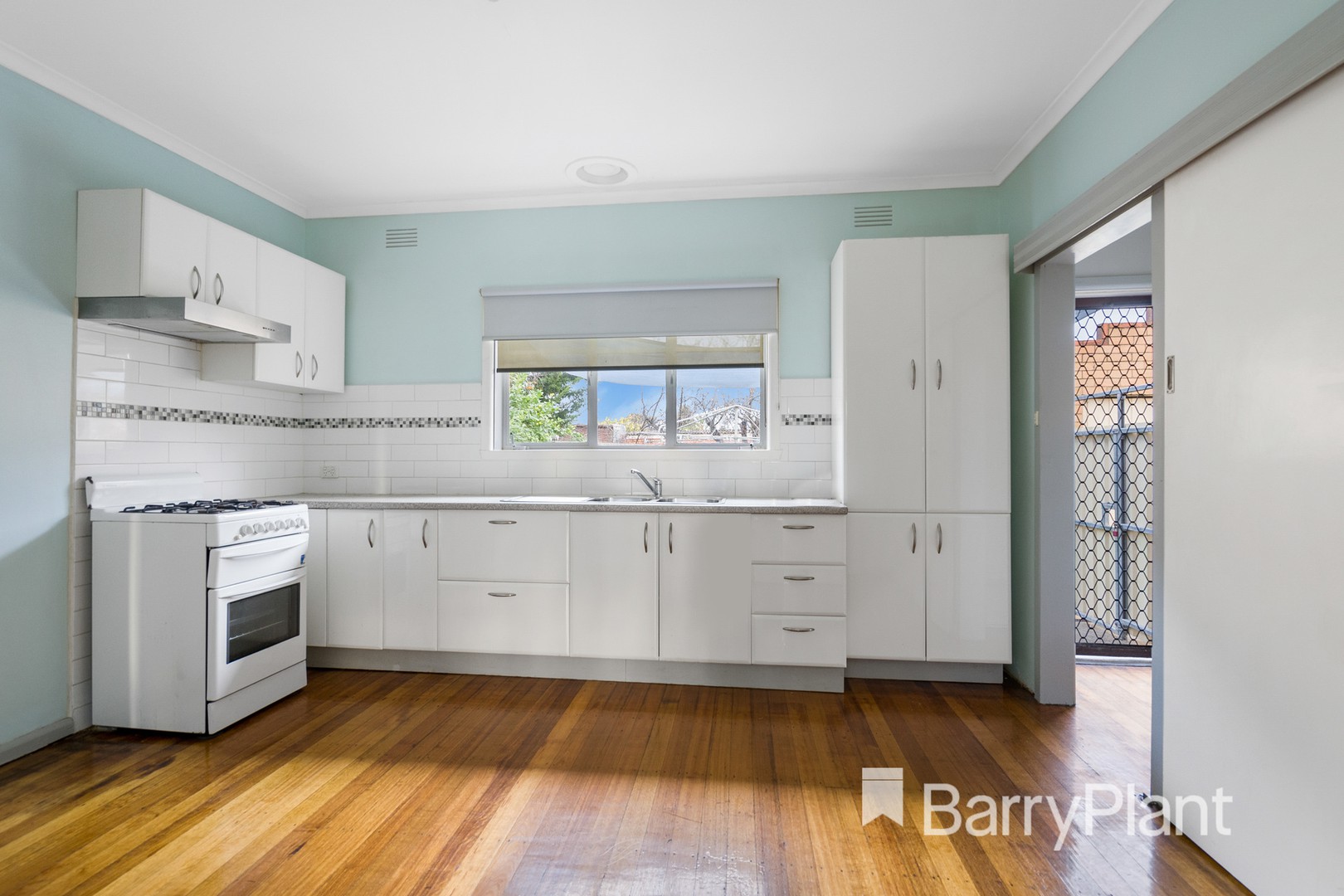 62 East EsplanadeSt Albans, VIC 3021, St Albans - Thumbnail 6