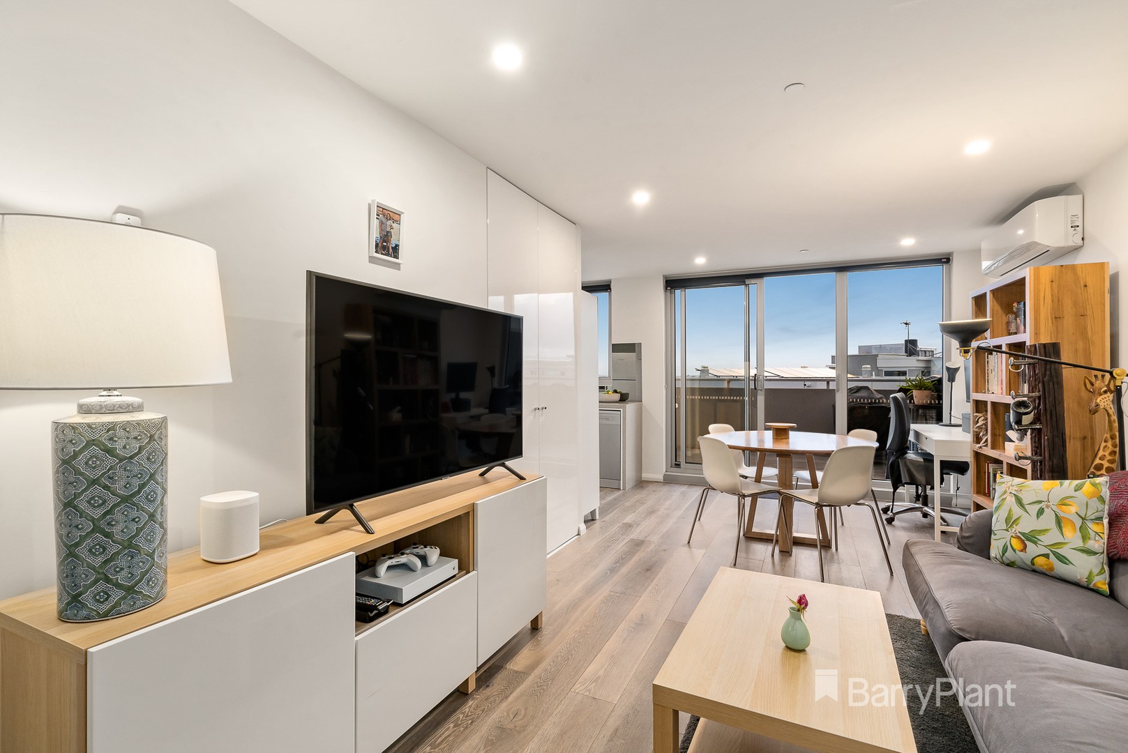 303B/170 Manningham RoadBulleen, VIC 3105, Bulleen - Thumbnail 5