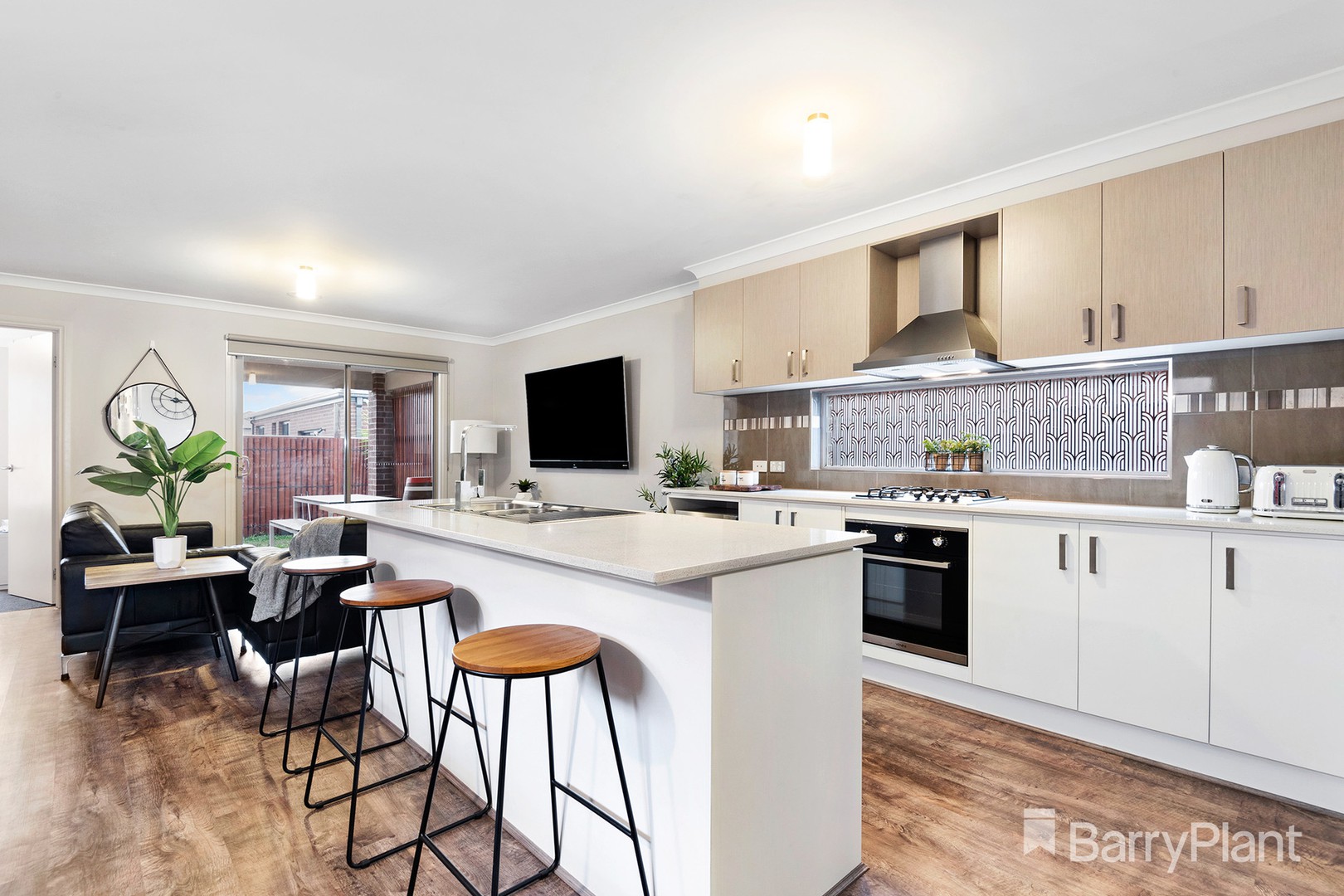 54 Cochin DriveClyde North, VIC 3978, Clyde North - Thumbnail 2