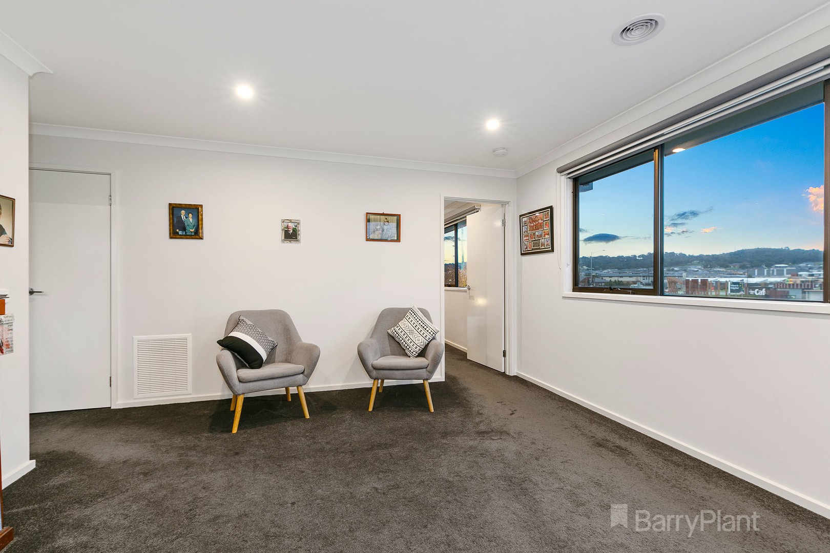 12 Nolan CrescentOfficer, VIC 3809, Officer - Thumbnail 8