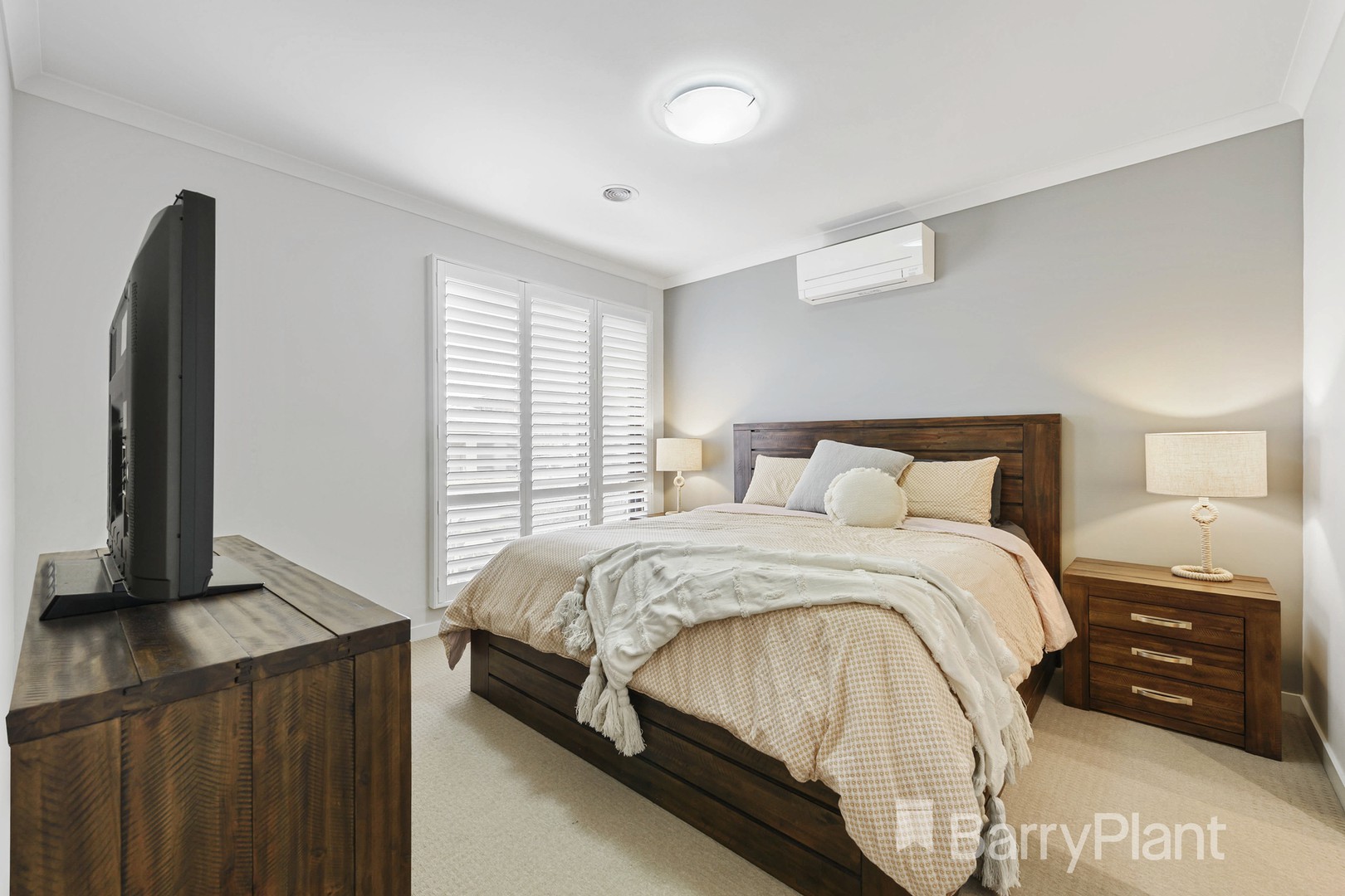 13 Crossdale Avenue, Truganina, VIC 3029 - Thumbnail 2 - 17/06/2021