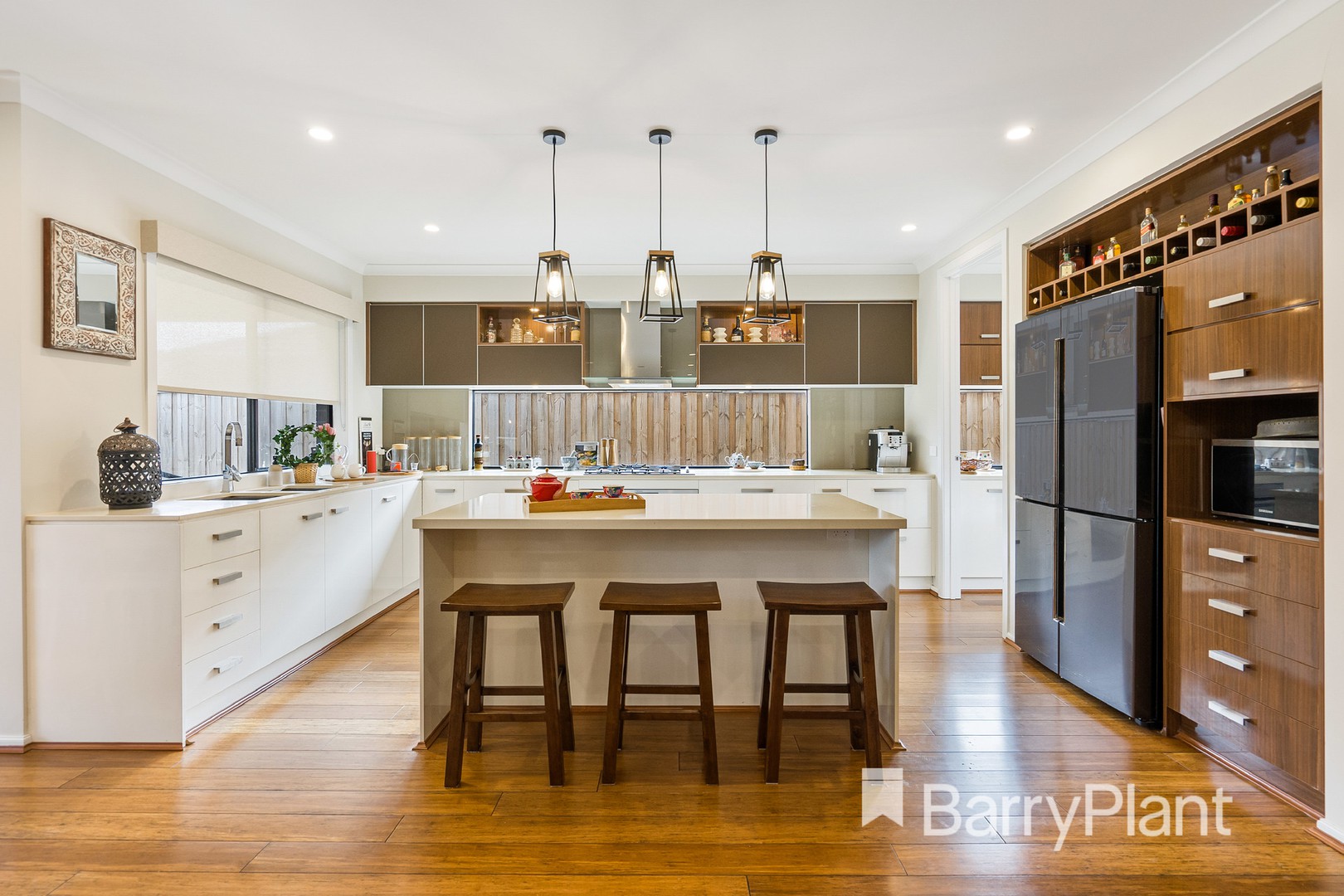 34 Rondo Drive, Manor Lakes, VIC 3024 - Thumbnail 2 - 17/06/2021