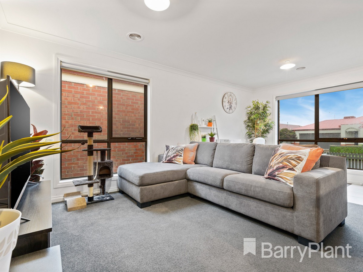 25 Oscar DriveSebastopol, VIC 3356, Sebastopol - Thumbnail 2