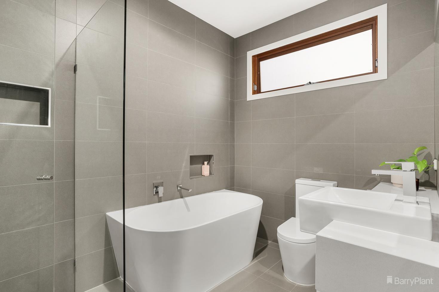 1/12 Greendale Road, Doncaster East, VIC 3109, Doncaster East - Thumbnail 4