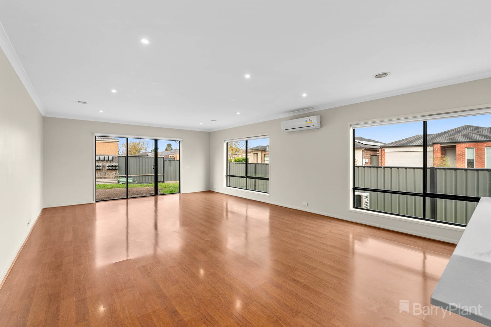 58 Mackillop WayClyde North, VIC 3978, Clyde North - Thumbnail 5