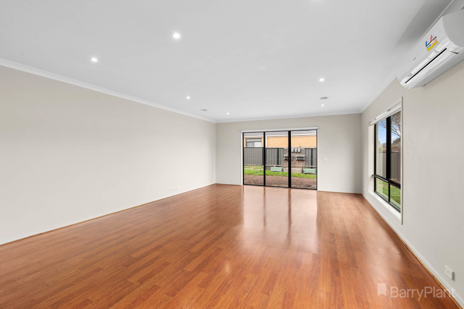 58 Mackillop WayClyde North, VIC 3978, Clyde North - Thumbnail 6