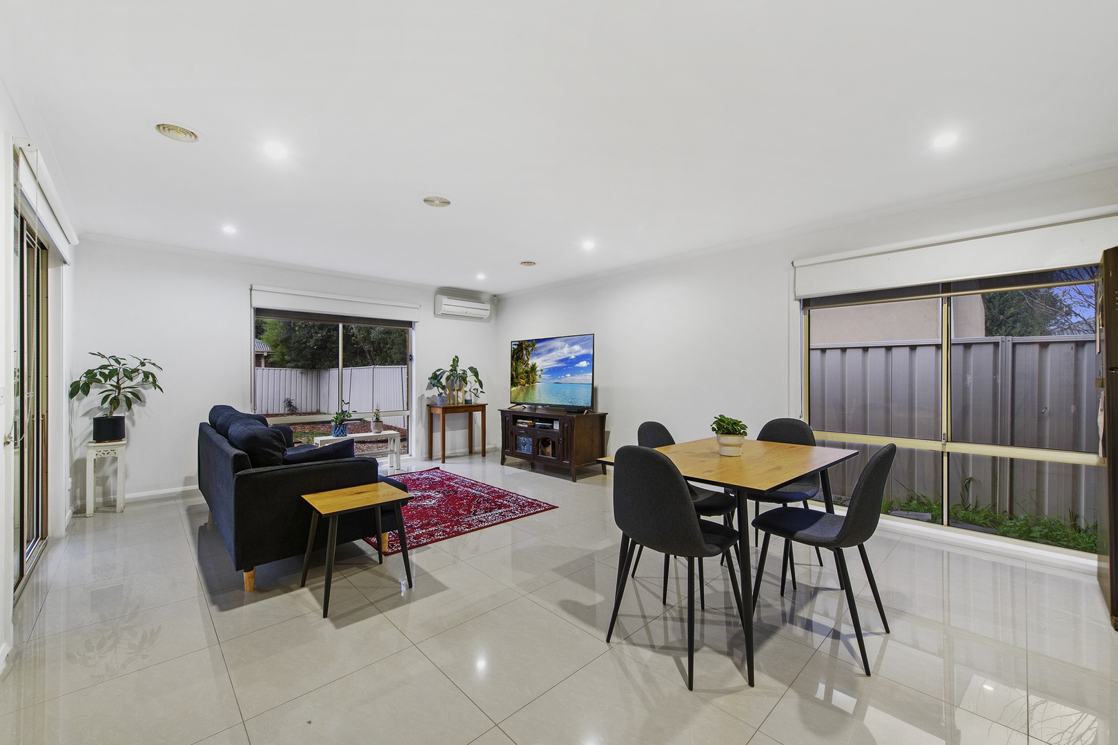 17 Naracoorte DriveCaroline Springs, VIC 3023, Caroline Springs - Thumbnail 5